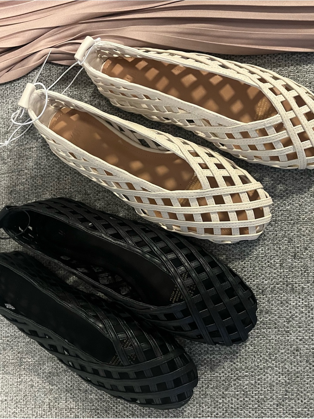 H&M Woven Cutout Flats in White and Black BRAND NEW 💥